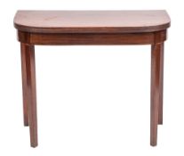 A Regency mahogany tea table, early 19th century,: the hinged 'D' section top with reeded edges,
