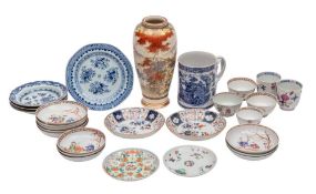 A mixed lot of Chinese famille rose and blue and white tea wares,