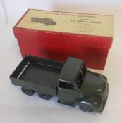Britains Set No 1335 Army Six-Wheel Tipper Truck: in dark green with silver detailing,