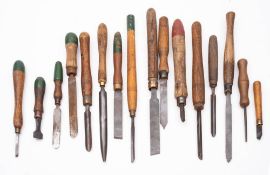 A group of sixteen various wood turning chisels: various makers including Robert Sorby,