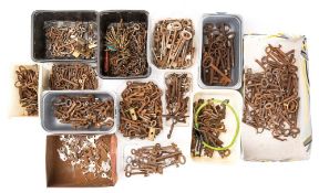 A large collection of miscellaneous keys of small size: