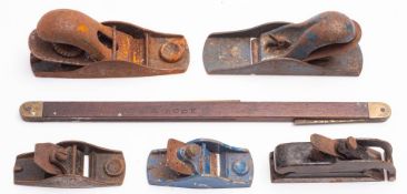 An unnamed bullnose plane,