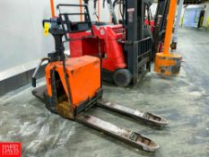 2013 BT 4,409 LB (2,000 KG) Capacity Fork Truck, Model: LPE200/8 - Rigging Fee: $200