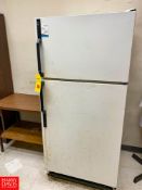 GE Refrigerator - Rigging Fee: $50