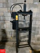 Drake Dura Press Force 10DA Power Hammer, S/N: 201585 Rigging fee: $100