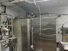 Feldmeier 2,000 Gallon S/S Dual Compartment Tank, with Vertical Agitation - Rigging Fee: $2500