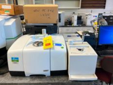 Perkin Elmer FT-IR Spectrometer Frontier with Universal ATR Sampling Accessory, Diffuse Reflectance