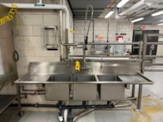 S/S 3-Basin Sink with Sprayer, Dimensions = 88
