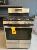 GE Gas 5-Burner Stove/Oven Range - Rigging Fee: $100