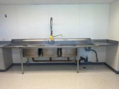 S/S 3-Basin Sink with Sprayer, Dimensions = 152
