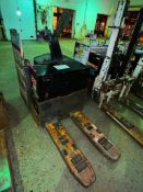 Crown Low Lift Rider Electric Pallet Truck with Battery - Rigging Fees: $50