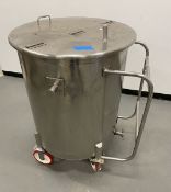 Stainless Steel Tank: 29 1/2 in diameter 35 straight wall. On wheels. As shown in photos. No Reserve