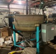 Raven 400-Gallon Fiber Glass Mix Tank, Air Operated Lightennin Mixer, 20 HP Stainless Steel Pump) (