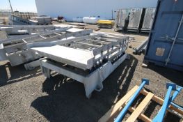 Key S/S Shaker Deck, Aprox. 11 ft. L, with Aprox. 4 ft. Deck, with Bottom Mounted Motor (HANDLING,