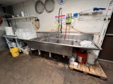 3-BOWL S/S SINK WITH SPRAY WAND, APPROX. 120