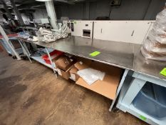 TABLE WITH S/S TOP, 118