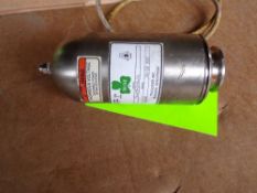Qty (1) Tri-flo 1 1/2 in. sanitary pressure transmitter model: 74-42b-3-s-1 1/2, 20-50 psi, 24 VDC