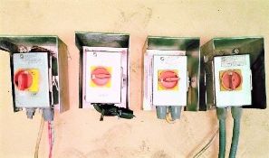 Qty (4) - All Stainless Steel NEMA 4X disconnect 30 amp capacity