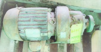 Qty (1) Synchrogear 213-21 Frame Motor - 3 phase - 3 hp - 1300 rpm - 220/440 volt - 17.1:1 gearing