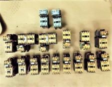 Qty (18) - Allen bradley 3 phase 4 pole contactors w/ mounted overloads - 120 volt - Adjustable