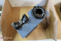 Box w/ Cat 40 Taper Tool Changer Station