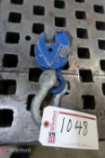 Vertical Lifting Clamp