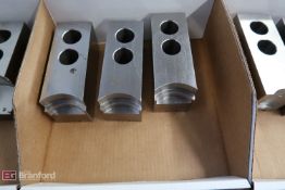 Box W/(3) Chuck Jaws