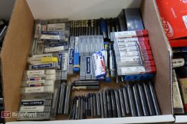 Box w/ Carbide Grooving Tools