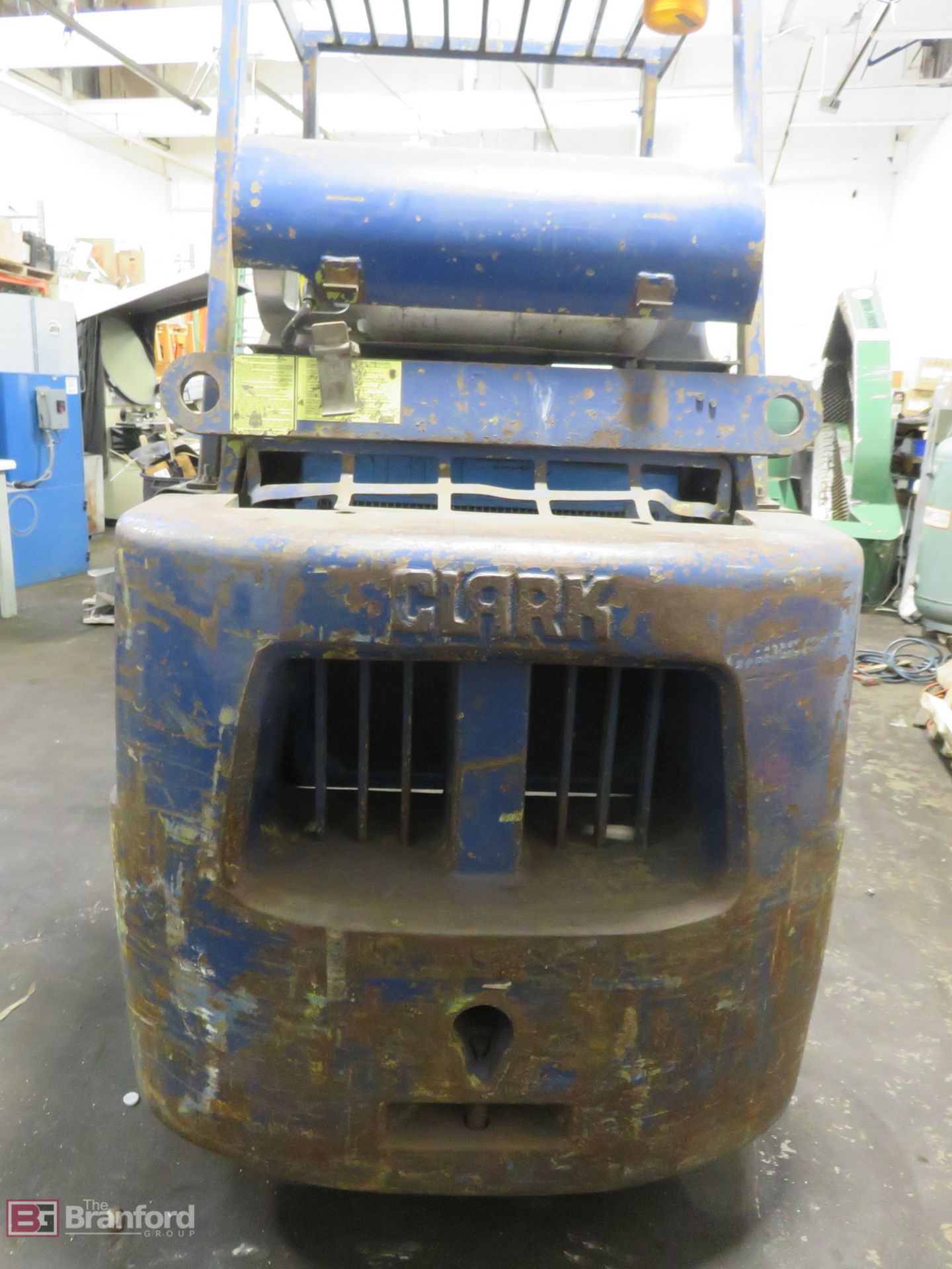 Clark C 500-100 LPG Forklift, 10,000-Lb Capacity - Image 3 of 11