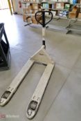 Crown pallet jack