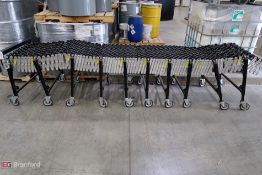 Adjustable accordion mobil conveyor