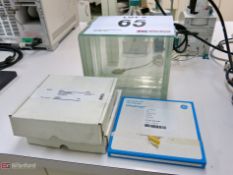 (2) Glass liquid chamber, Waterman filter paper