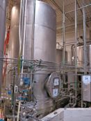 L'Hoit inc. 3000-gallon flat bottom stainless steel liquid storage tank