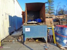 Wastequip model M2SP hydraulic trash compactor
