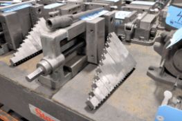 Verti-Vise Model No. 6, 6