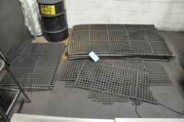 Lot-Rubber Floor Station Mats