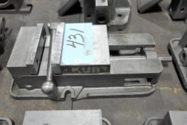 Kurt Model D675, 6