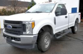 2017 FORD F-250XL SUPER DUTY 4X4 Gas Pickup Truck, Extra Heavy Duty Lift Gate, 4-Wheel Drive (2017)