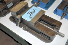 Kurt D 675, 6