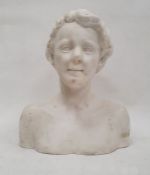 Marble bust of a classical boy, 27cm high