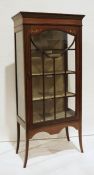 Edwardian mahogany and satinwood strung display cabinet, moulded cornice above astragal glazed