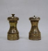 Pair silver mounted salt and pepper grinders, Birmingham 1983, 10.5cm high