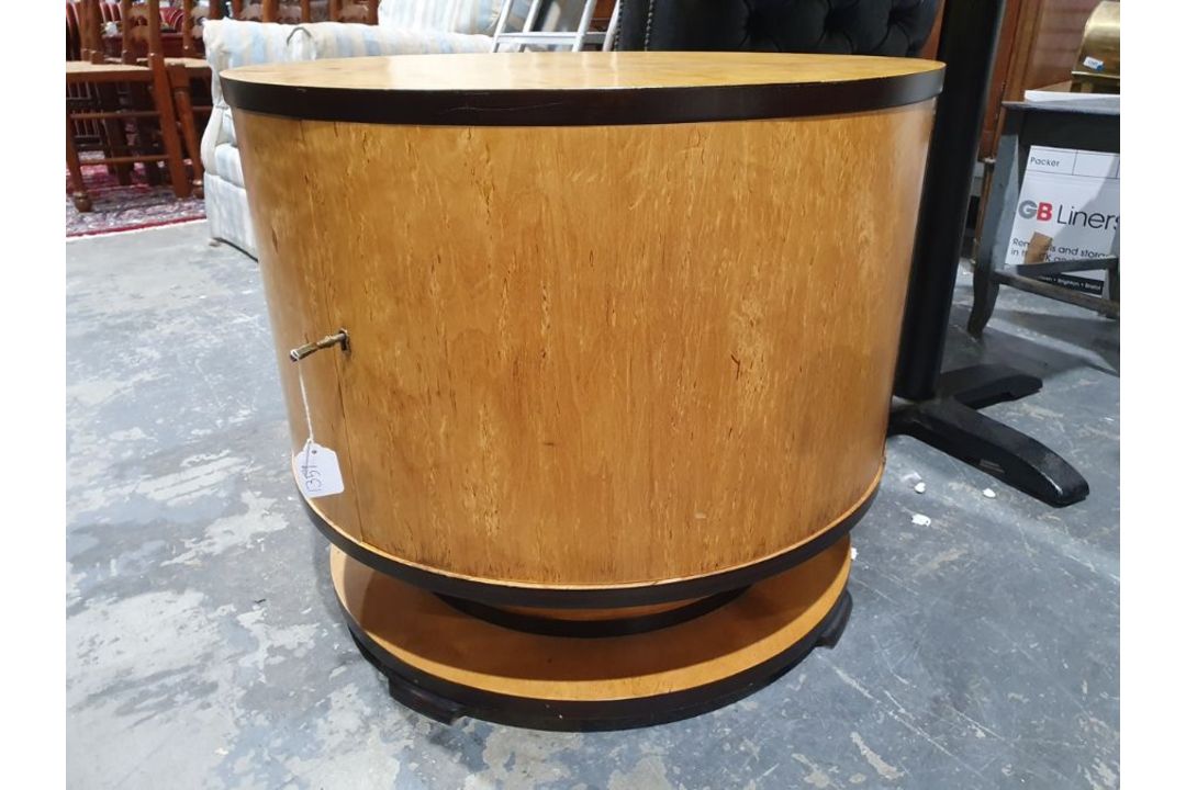 In the manner of Ray Hille, circa 1930, Art Deco cocktail cabinet of circular form, veneered in - Image 4 of 14