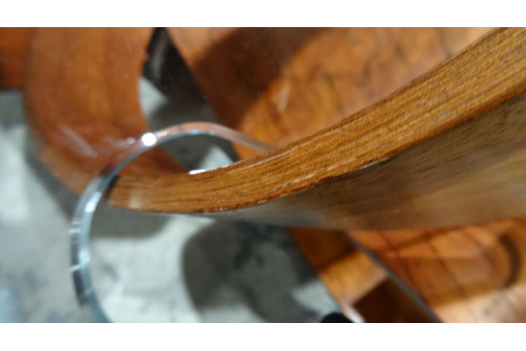 Alexander King studios, Bubinga laminate and glass 'wood shavings table' 180 x 102 x 40 cm Condition - Image 6 of 8