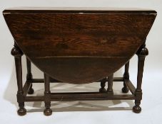17th century-style oak gateleg table on turned supports, stretchered base, approx 102cm wide