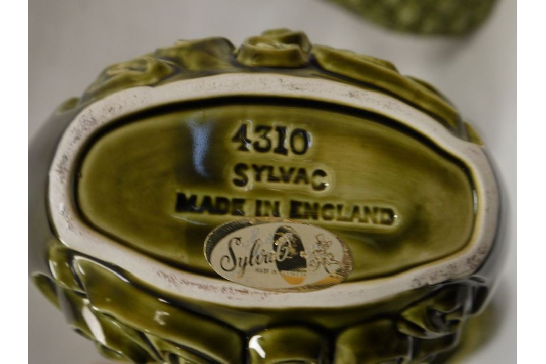 A collection of Sylvac La Ronde pattern wares and other items, mid 20th century and later, including - Image 2 of 2