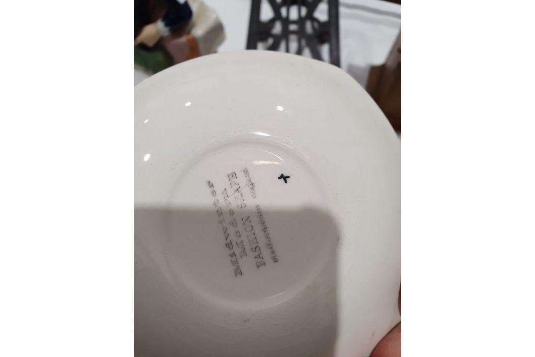 Midwinter fashion shape Zambesi pattern part dinner service, mid century, printed marks, - Image 18 of 40
