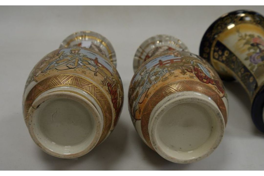 Collection of Japanese pottery vases, late 19th/early 20th century, printed marks, comprising a pair - Image 4 of 7