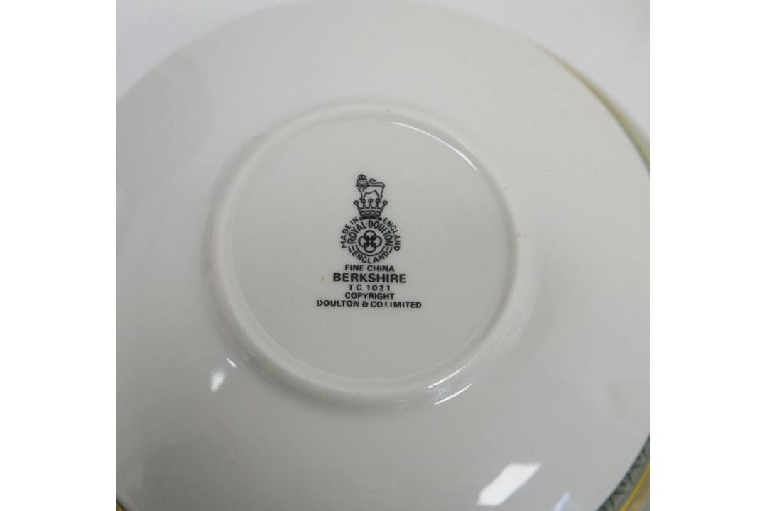 Royal Doulton Berkshire pattern part tea and dinner service, 20th century, printed black marks, - Image 3 of 4