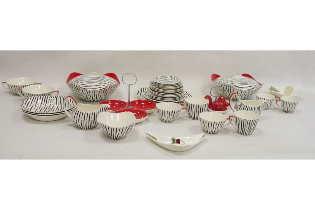 Midwinter fashion shape Zambesi pattern part dinner service, mid century, printed marks, - Image 1 of 40